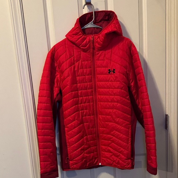 Under Armour Red Quilted Hooded Puffer Jacket - Picture 3 of 10